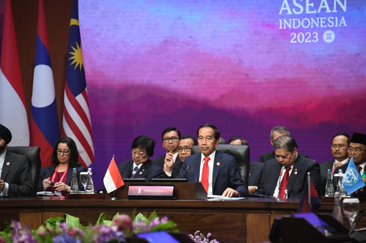 Buka AIPF, Jokowi: ASEAN Tangguh di Tengah Melemahnya Ekonomi Dunia
