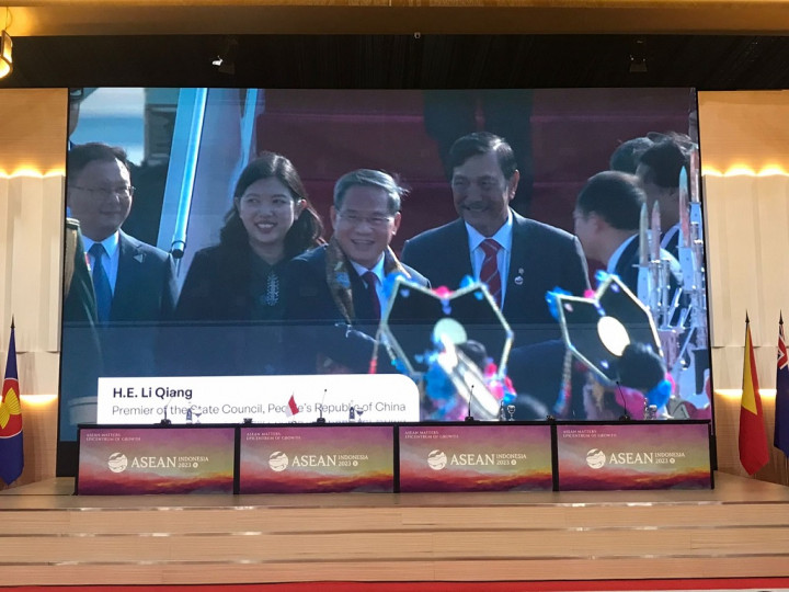 Luhut Sambut Kedatangan PM Tiongkok Li Qiang untuk KTT ke-43 ASEAN