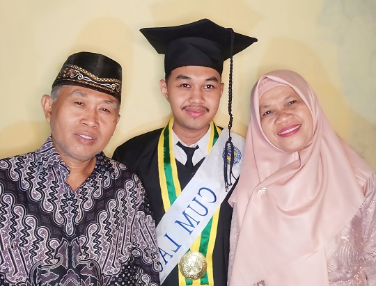 Sibuk di Kampus, Kuliah Taufik Hidayat Tetap Moncer hingga Raih IPK Tertinggi di UNY