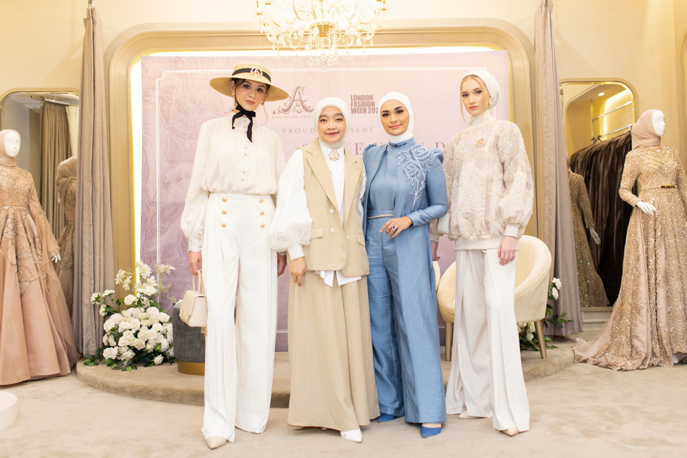 Kolaborasi Ayu Dyah Andari dan Putri Zulkifli Hasan Menuju London Fashion Week (Foto: instagram)