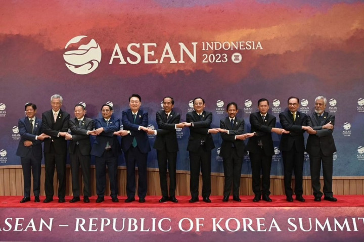 Jokowi: Kemitraan ASEAN-Korea Tercapai Jika Stabilitas Terjaga