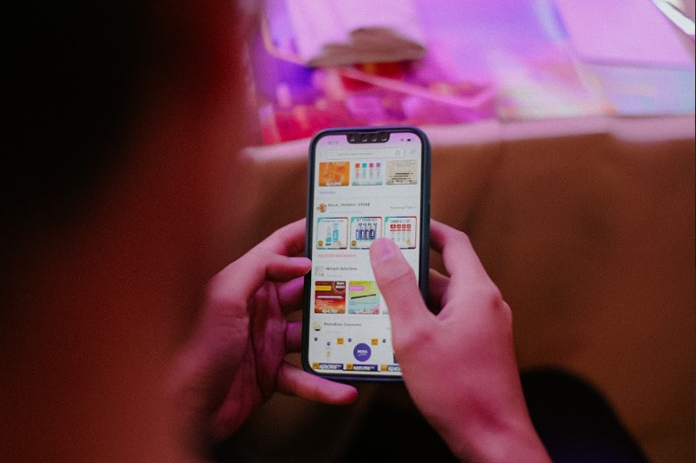 Kategori FMCG di LazMall Indonesia mencatat peningkatan jumlah konsumen yang berbelanja sebanyak 4,5x lipat dengan jumlah order sebanyak 3,5x lipat di tiga tahun terakhir. Dok. Lazada