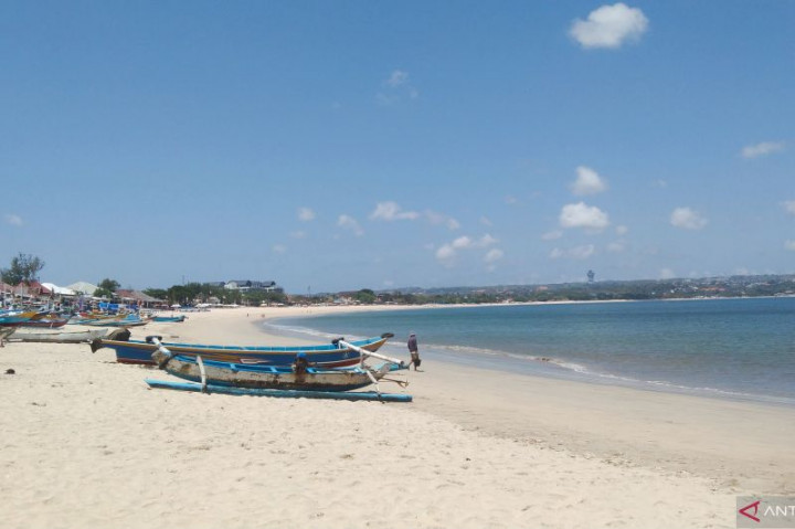 Waspada! Jalur Penyeberangan di Bali Berpotensi Dilanda Gelombang Tinggi