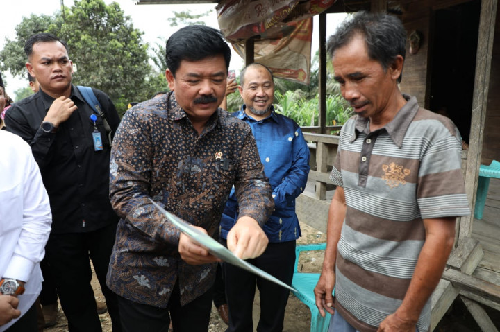 Menteri Hadi Tuntaskan Konflik Agraria di Musi Rawas Utara