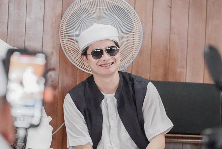 Alvin Faiz Mendadak Hubungi Suami Baru Larissa Chou, Ngapain?