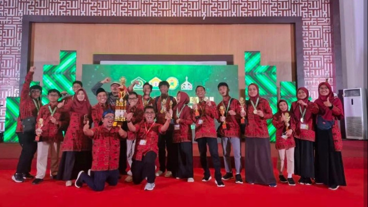 Borong 10 Medali, Banten Juara Umum Kompetisi Sains Madrasah Nasional 2023