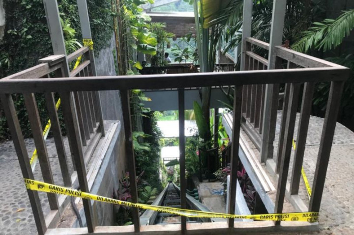 Pengelola Terra Resort Ubud Ganti 3 Tali Sling Lift Jadi 1