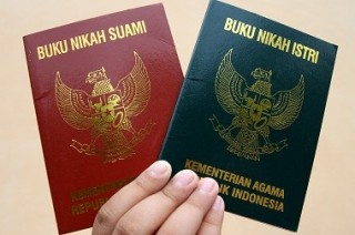 Indonesia Darurat Penghulu, Kemenag: Nikah di KUA Jadi Solusi
