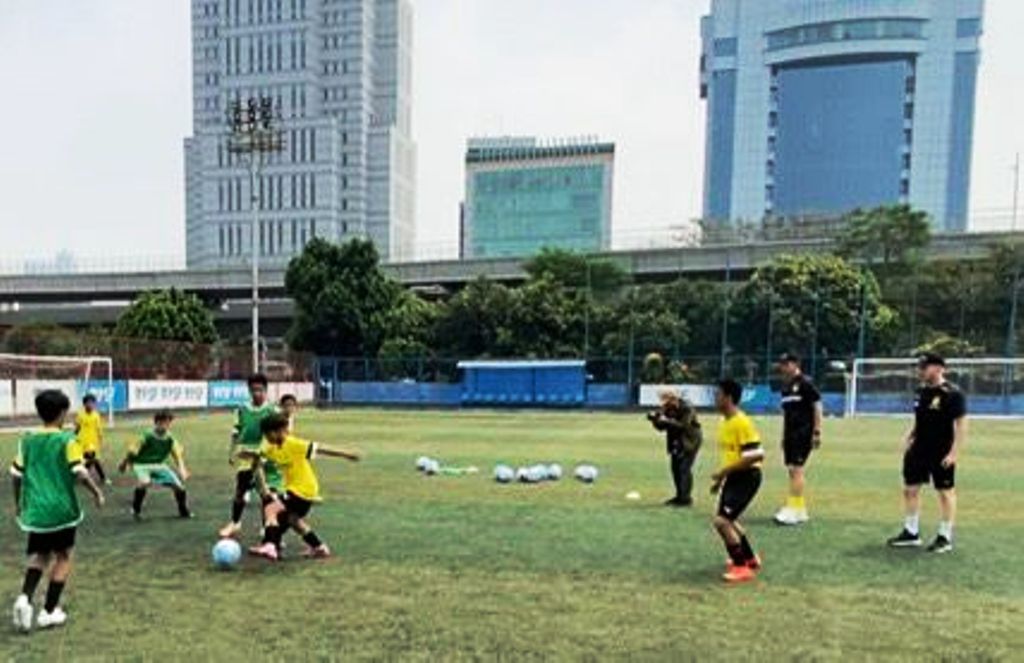 Suasana coaching clinic legenda Borussia Dortmund di Jakarta-Foto Istimewa