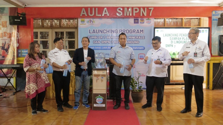 Smpn 7 Kota Bandung Diajak Kampanyekan Pengurangan Sampah Plastik