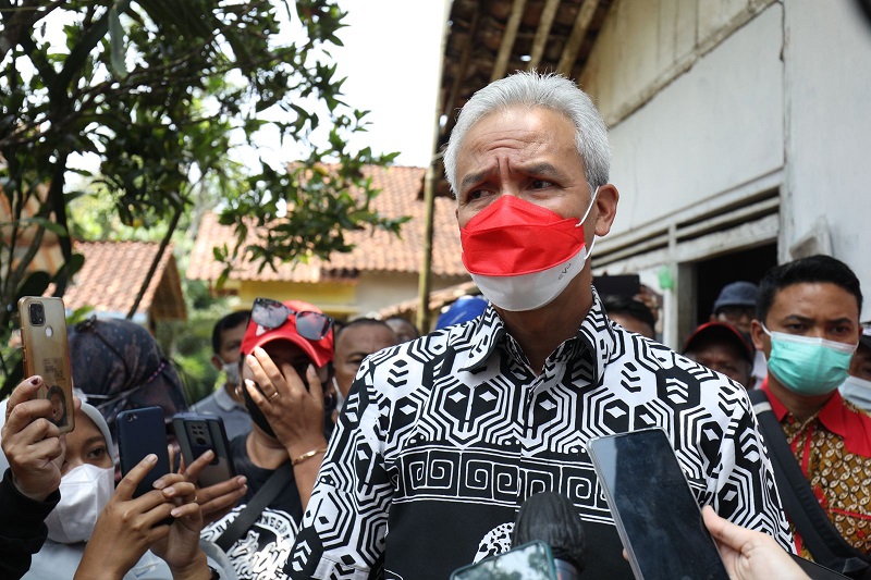 Ganjar Pranowo Umrah, Batal Kuliah Kebangsaan di FISIP UI