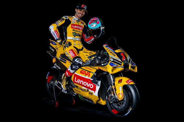 Terungkap! Ini Alasan Bagnaia Pakai Livery Kuning di MotoGP San Marino