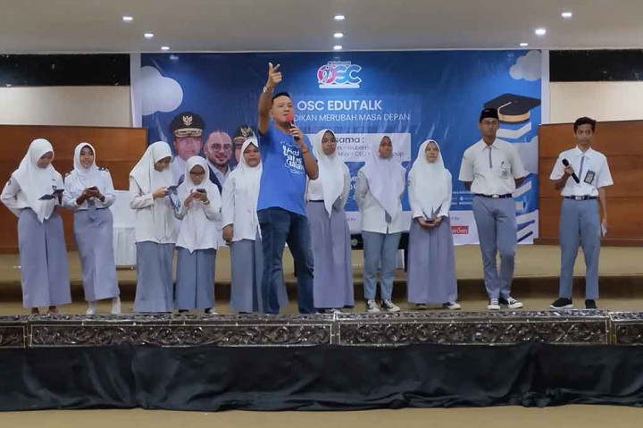 Antusiasme Ratusan Siswa Ikuti OSC Edutalk di Mataram