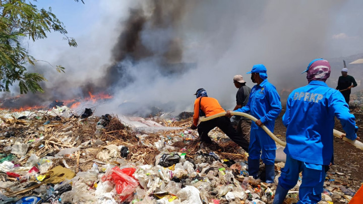 Wali Kota Cirebon Tetapkan Status Siaga Kebakaran TPA Kopi Luhur