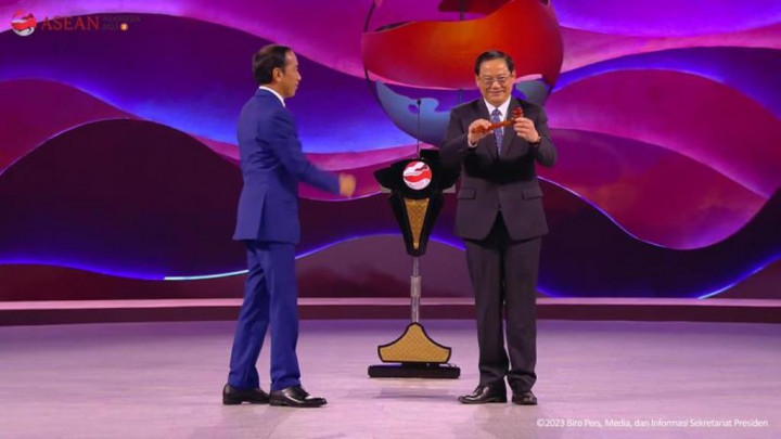 Puji Kesuksesan Indonesia, Laos Lanjutkan Keketuaan ASEAN
