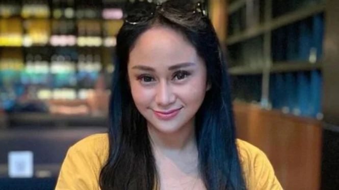 Para Artis Absen Hadiri Pesta Ultahnya, Denise Chariesta: Sialan!