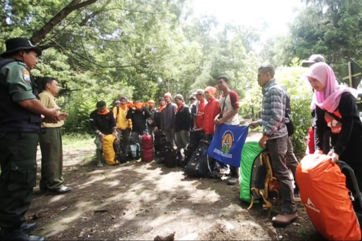 Jalur Pendakian Kawasan Perhutani Jawa Timur Ditutup Antisipasi Karhutla
