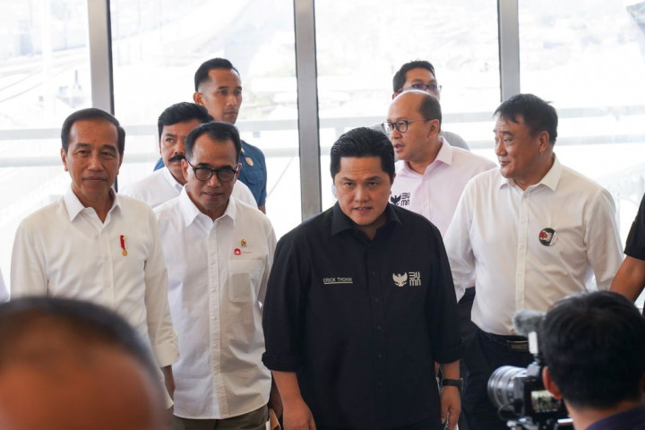 Naik Kereta Cepat, Erick Thohir: Anti Macet, <i>Slap-Slip</i>