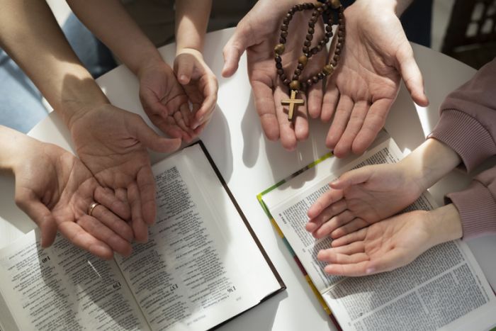 10 Perintah Allah Katolik yang Disampaikan Kepada Musa