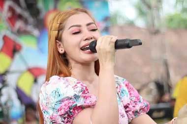 Bintang Dangdut Terkenal Ditangkap Polisi, Kepergok Nyuntik