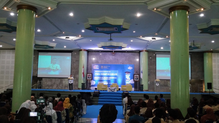 Rektor UII Motivasi Siswa SMA Ikut Beasiswa OSC Medcom