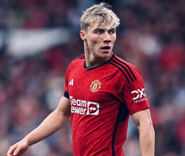 Dicemooh Fans MU karena Tarik Keluar Hojlund, Ini Kata Erik Ten Hag