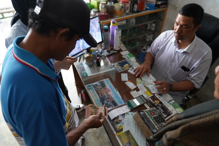 Farmers Start Redeeming Subsidized Fertilizer Digitally