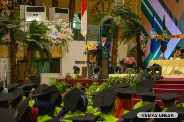 Muhaimin Hadir di Wisuda Unesa, Beri Wejangan Ini untuk Wisudawan