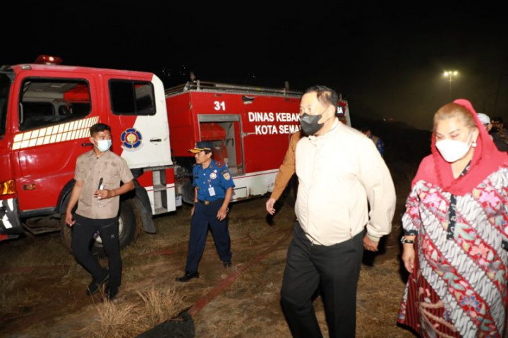 Pj Gubernur Jateng Minta Petugas Lokalisasi Kebakaran TPA Jatibarang