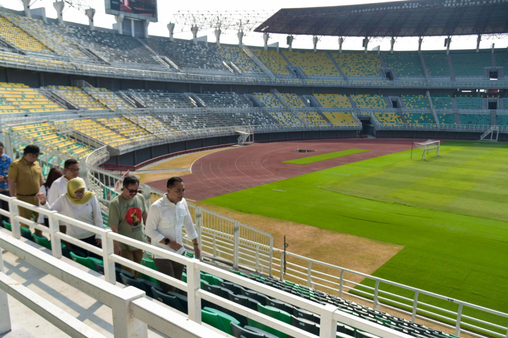 Walkot Surabaya Klaim Stadion GBT 100% Siap untuk Piala Dunia U-17