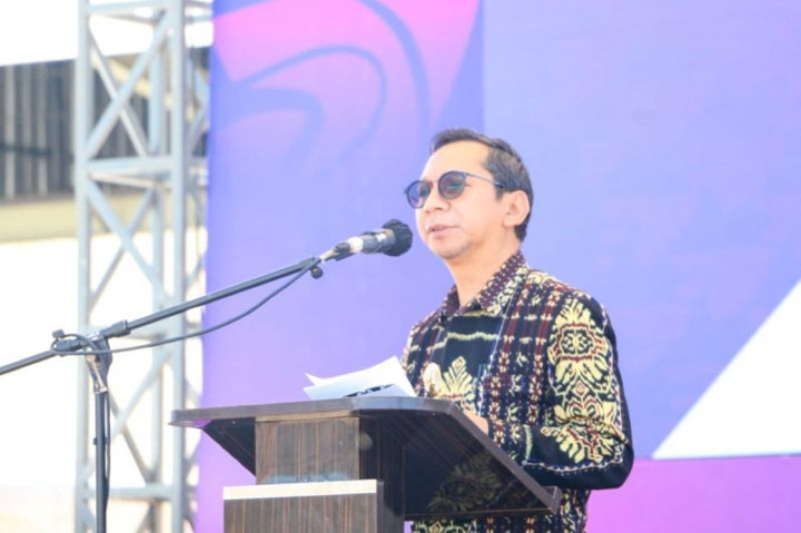 Pj Gubernur NTT Cabut Kebijakan Jam Masuk Sekolah Pagi Buta