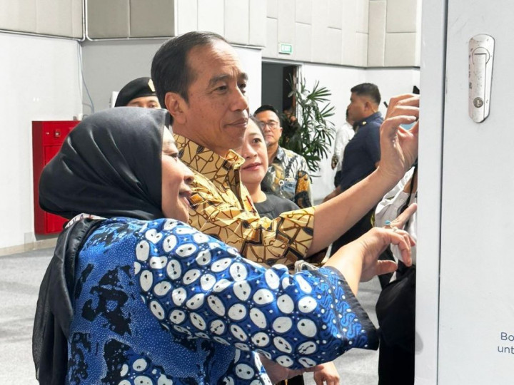 Canggih! Perusahaan Ini Punya Mesin Penukar Botol Bekas Jadi Barang Bernilai