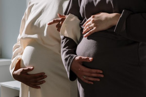 Apakah Wanita Pra-menopause Masih Bisa Hamil?
