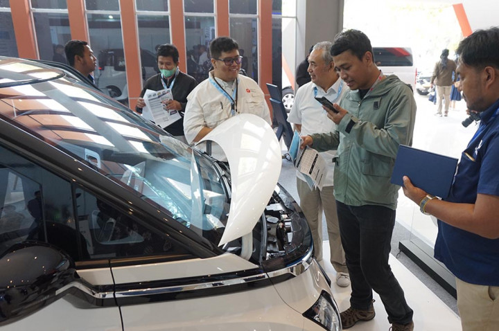 IEMS 2023 Pamer Kendaraan Listrik Terkini, Ada Mobil Listrik 'Mungil'