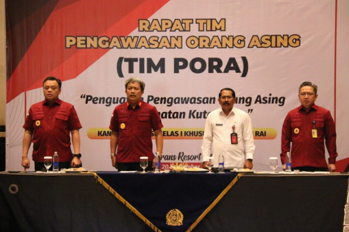Imigrasi Godok Strategi Baru Awasi Wisatawan Pembuat Onar di Bali