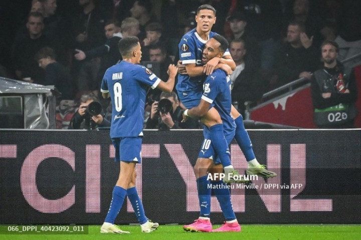 Hasil Liga Europa: Hujan Gol Warnai Laga Ajax vs Marseille, Albion Takluk dari AEK Athens