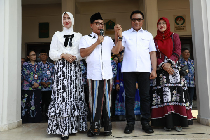 Sutiaji-Edi Pamit dari Balai Kota Malang