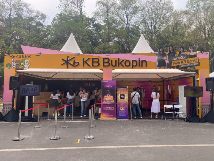 Datang & Menangkan Hadiah Spektakuler! Booth Bank KB Bukopin di Konser SMTOWN LIVE 2023 Siap Memanjakan Anda