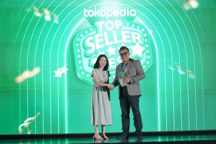 Transformasi Kimia Farma Apotek Berbuah Penghargaan