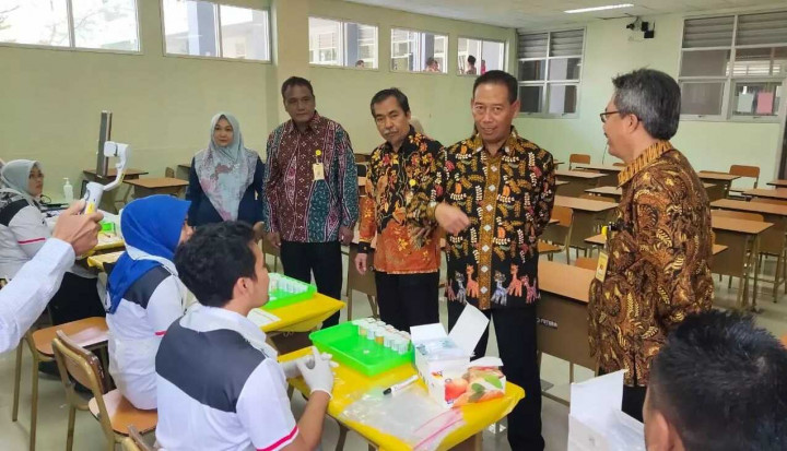 Unnes Lakukan Tes Urine untuk Terhadap Mahasiswa Baru