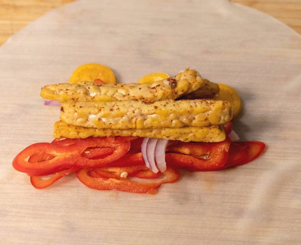 Balita Ngemil Tempe Mentah? Ini Kata Dokter