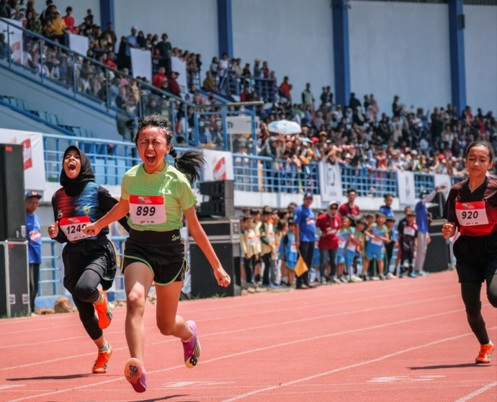 Siswi SMAN 7 Cirebon Pecahkan Rekor Lari 1.000 Meter SAC Indonesia