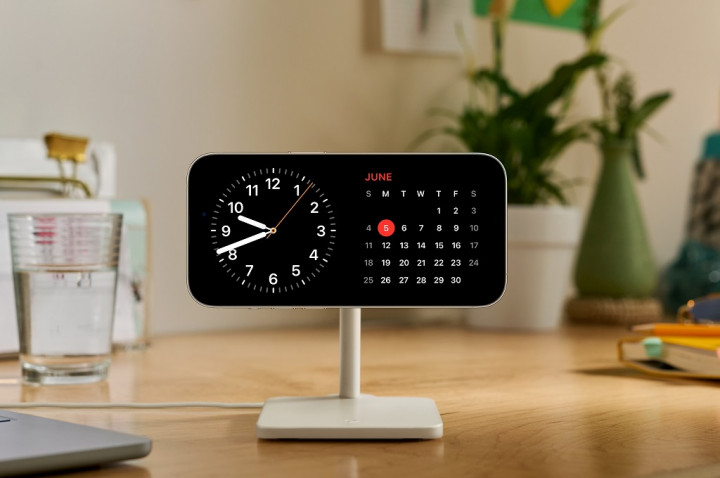 Cara Gunakan Mode Standby di Lock Screen di iOS 17