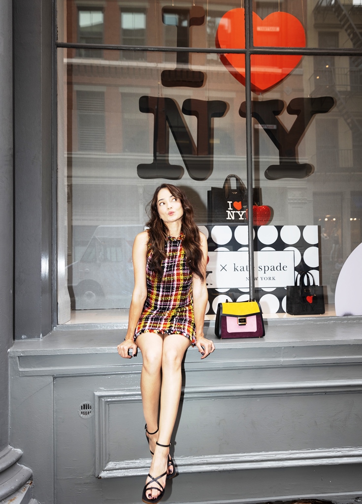 Enzy Storia saat berada di Broome Street Store