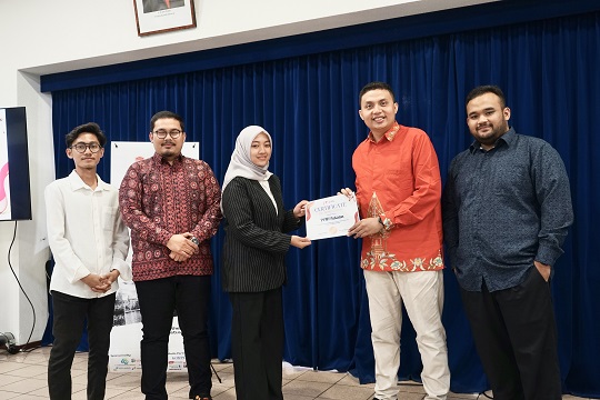 Inspiratif! Siti Amaliah Terpilih sebagai Koordinator Perempuan Pertama PPIDK Timteng-Afrika