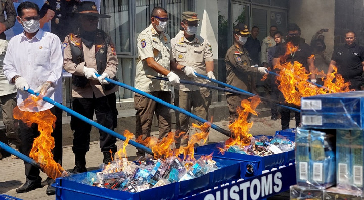 4 Juta Lebih Batang Rokok Ilegal Dimusnahkan, Kerugian Negara Capai Rp3 Miliar