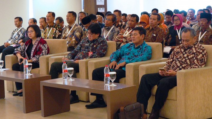 Dirjen Bina Pemdes Tekankan Pentingnya Komitmen Pembangunan Desa