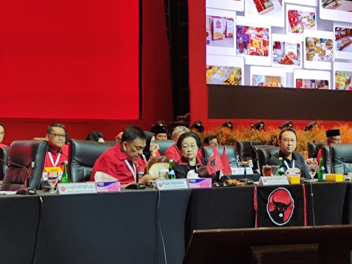 Wacana Prabowo Dipasangkan dengan Ganjar, Megawati Melongo