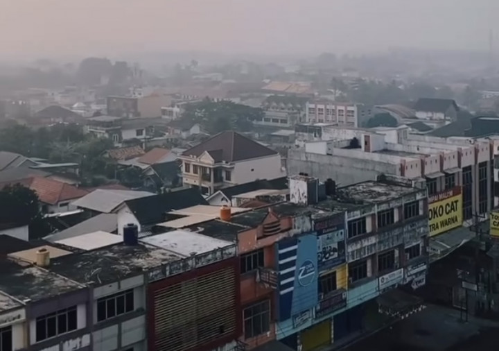 Kabut Asap Kian Parah, Pemprov Sumsel Bakal Bagikan 3,6 Juta Masker