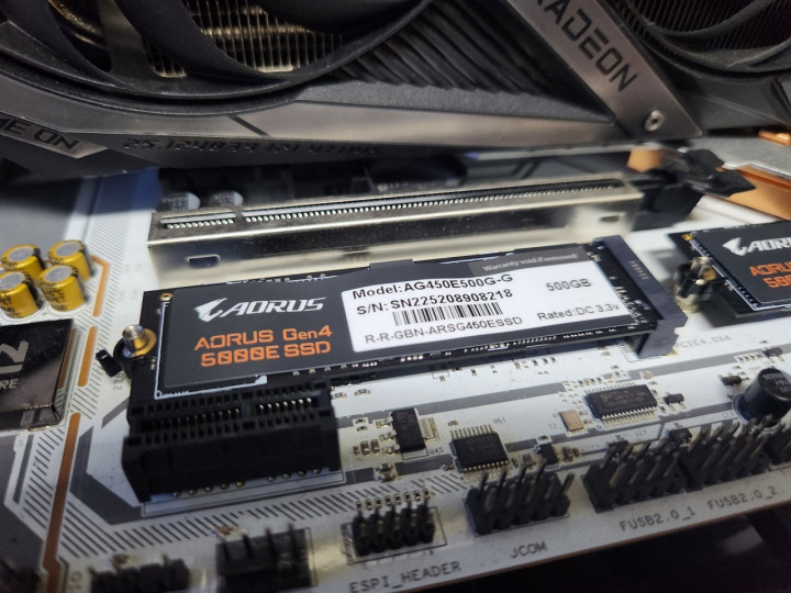 Review SSD Aorus Gen4 5000E 500GB, Begini Performanya